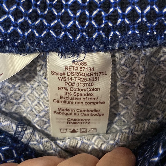 🌟 3 FOR $10 🌟 Womens blue& white size 14 capris / cropped pants - Picture 5 of 7